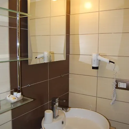 Holiday Neeton Гостевой дом *